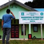 Mengubah Lahan Gersang Menjadi Lumbung Pangan: Teknik “Bulan Sabit” yang Terlupakan